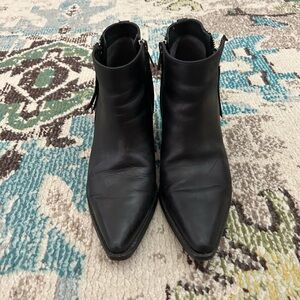Sam Edelman double zipper black boot size 7.5